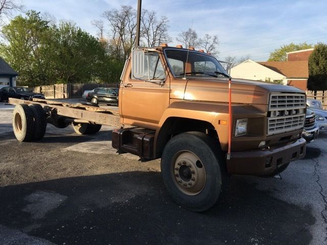 1983 FORD F-800