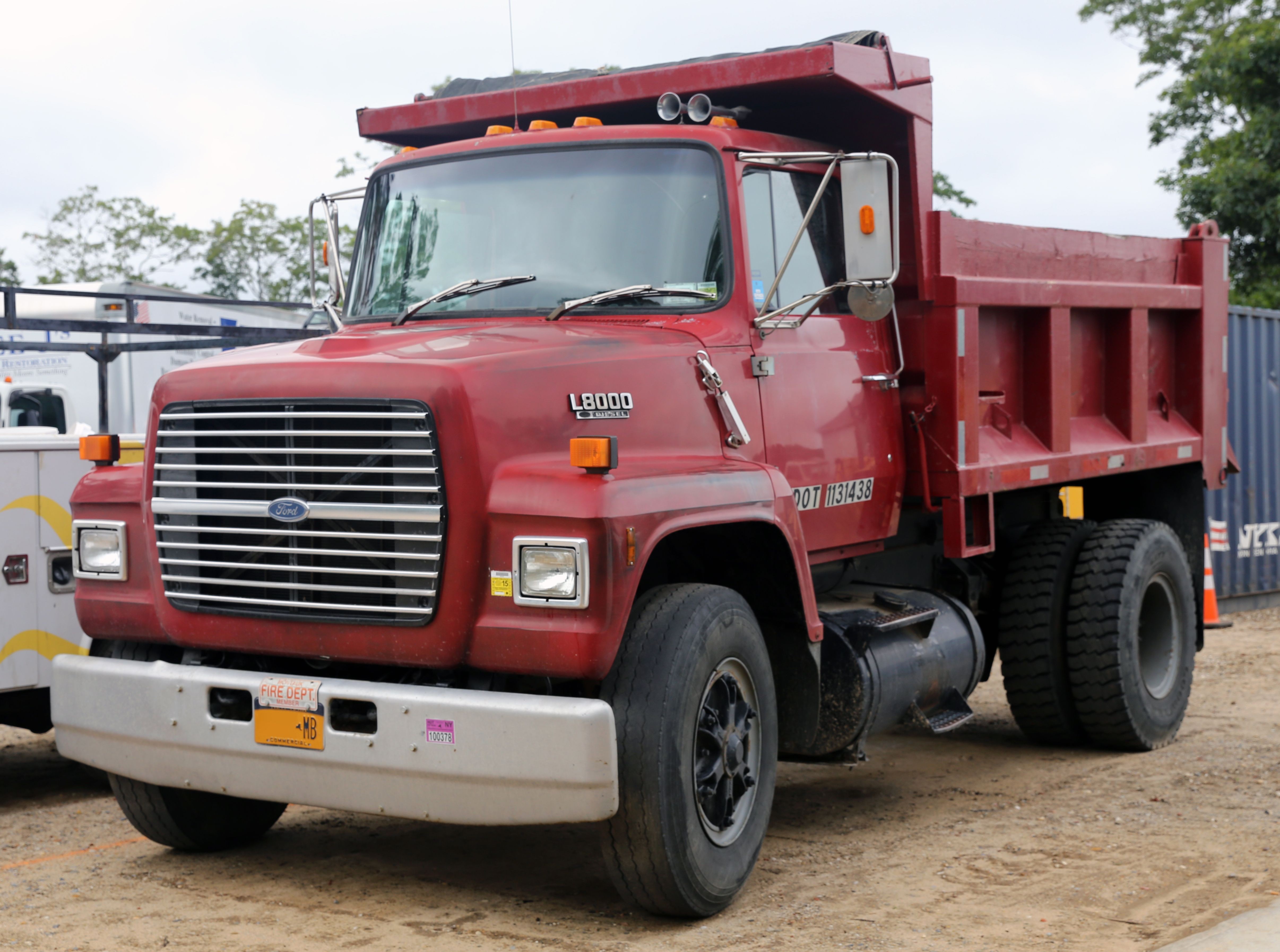 1987 FORD F-800