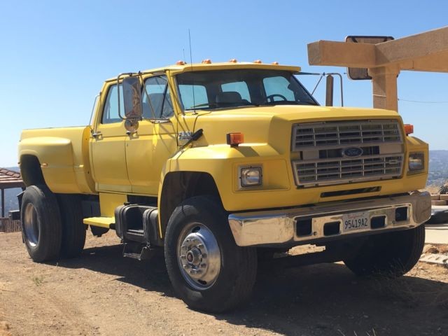 1991 FORD F-800